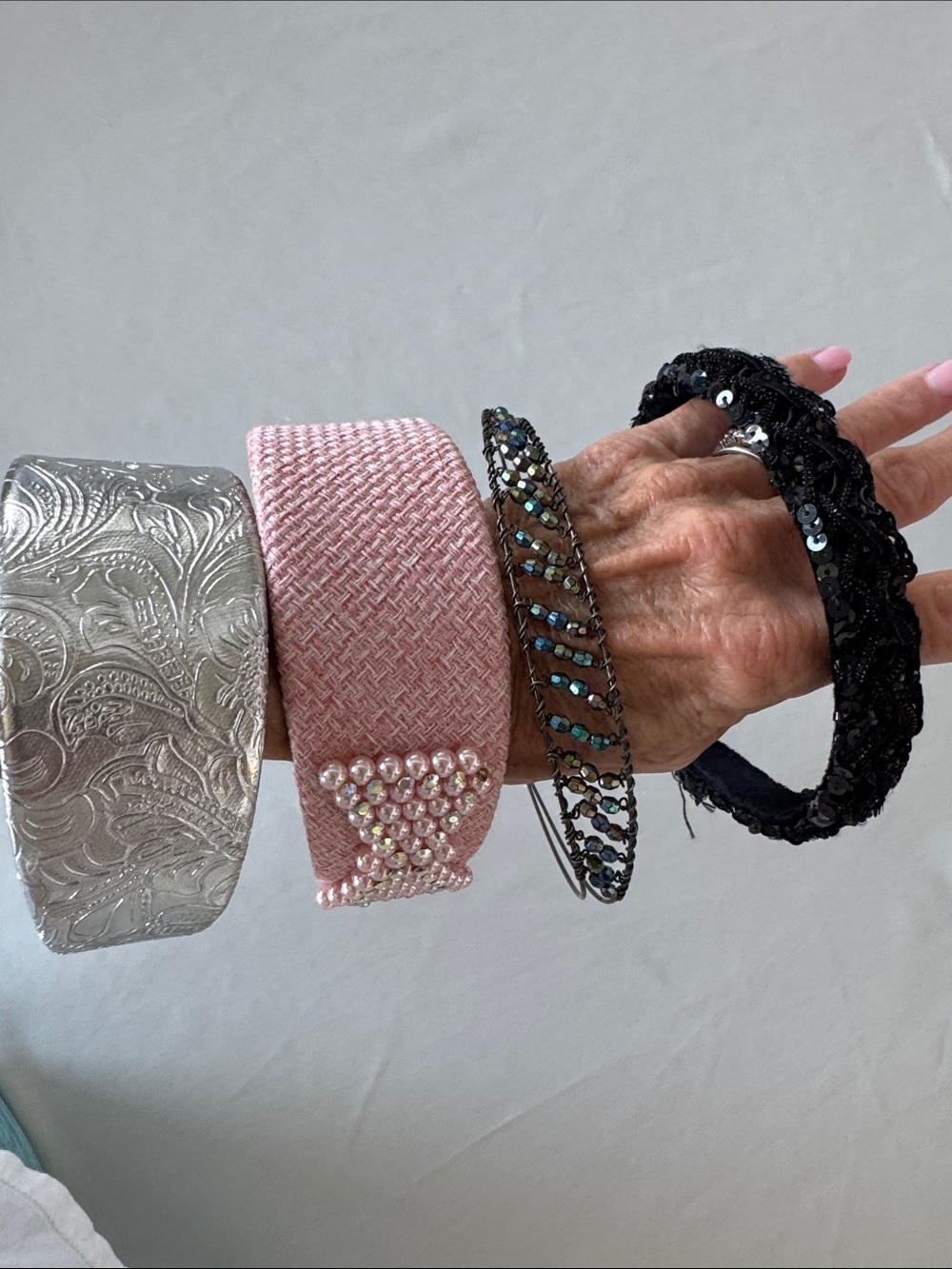 Assorted headbands Pink, Silver, Black, Brown